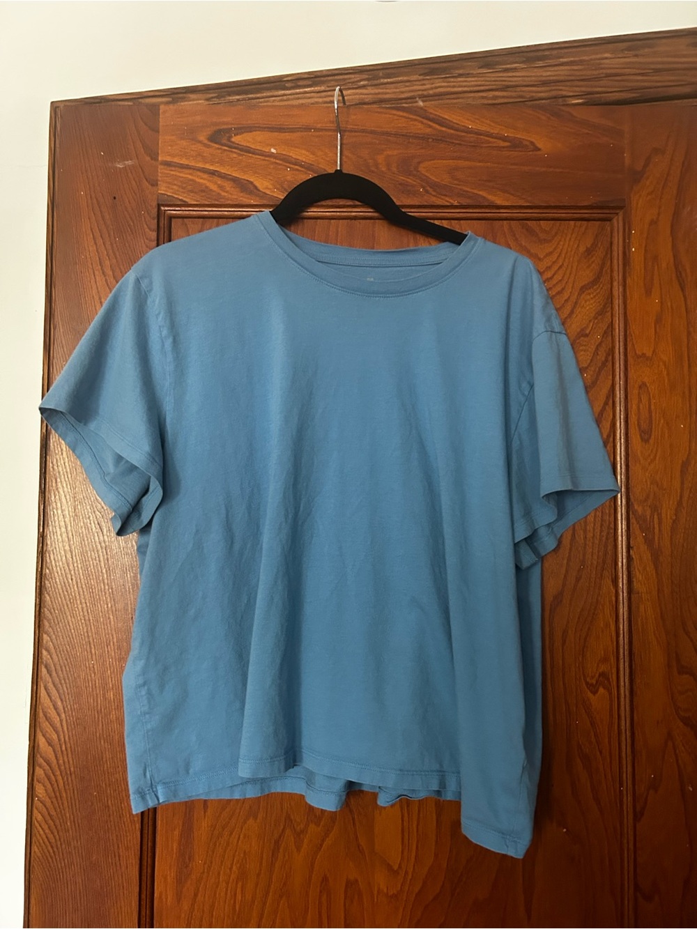 Everlane t-shirt